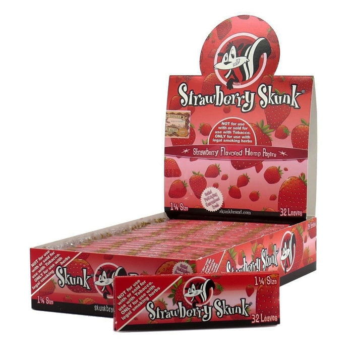 Skunk Rolling Paper Strawberry 1.25