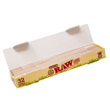 Load image into Gallery viewer, Raw Organic Natural Unrefined Pre Rolled Cones KingSize pack 32
