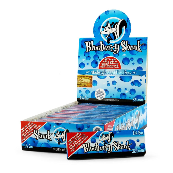 Skunk Rolling Paper Blueberry 1.25