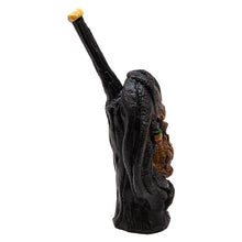 Load image into Gallery viewer, Gold Skull Polyresin Pipe
